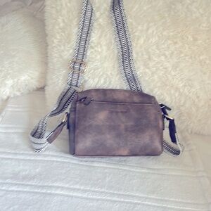 Bostanten Brown Leather Crossbody Bag with Distressed Finish​​​​​